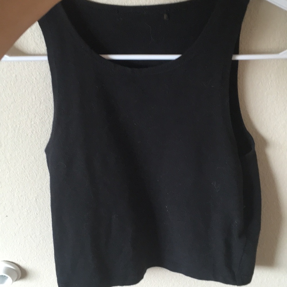 All black cropped tank top